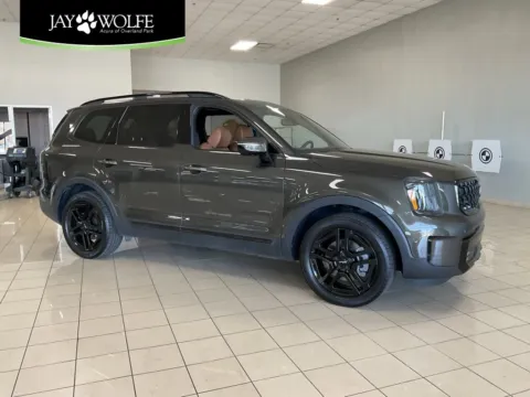 Green 2024 Kia Telluride SX X-Line for sale in Overland Park, KS