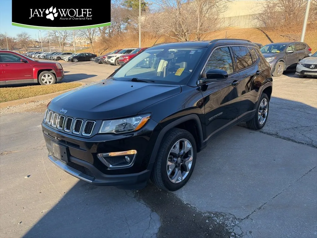 Black 2019 Jeep Compass Limited for sale in Overland Park, KS