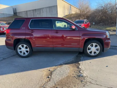 More photos of 2017 GMC Terrain SLE at Acura of Overland Park, KS