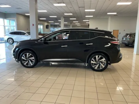 More photos of 2017 Nissan Murano Platinum at Acura of Overland Park, KS