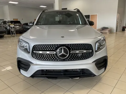 Photos of 2021 Mercedes-Benz GLB 250 for sale in Overland Park, KS at Acura of Overland Park