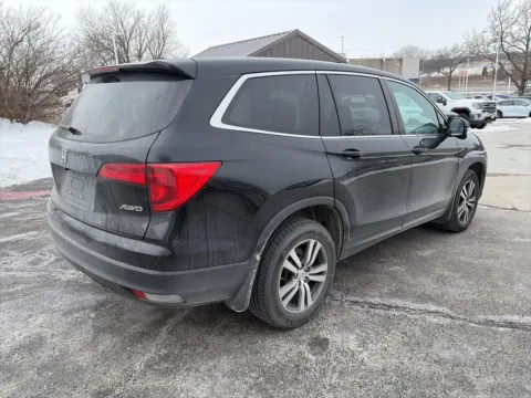 More photos of 2018 Honda Pilot EX-L at Acura of Overland Park, KS