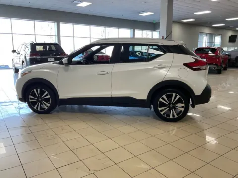 More photos of 2020 Nissan Kicks SV at Acura of Overland Park, KS