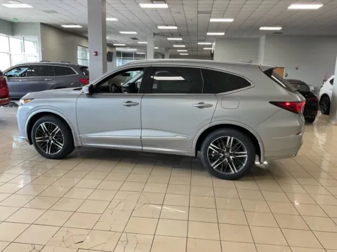 More photos of 2026 Acura MDX w/Advance Package at Acura of Overland Park, KS