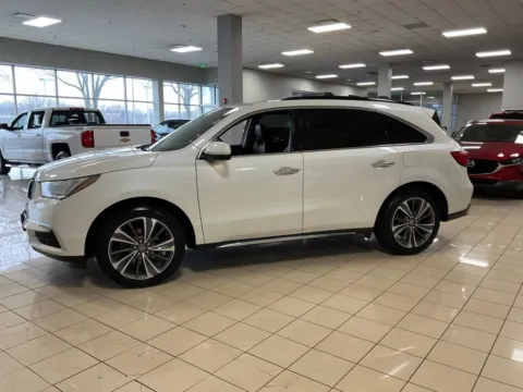 More photos of 2019 Acura MDX w/Technology Pkg at Acura of Overland Park, KS