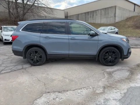 More photos of 2022 Honda Pilot Special Edition at Acura of Overland Park, KS