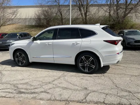 More photos of 2026 Acura MDX w/Advance Package at Acura of Overland Park, KS