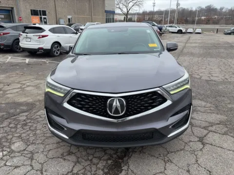 Photos of 2020 Acura RDX w/Technology Pkg for sale in Overland Park, KS at Acura of Overland Park