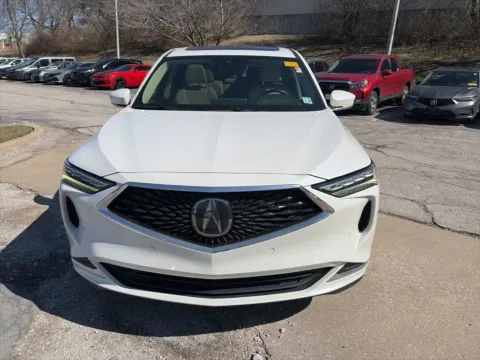 Photos of 2023 Acura MDX w/Technology Package for sale in Overland Park, KS at Acura of Overland Park