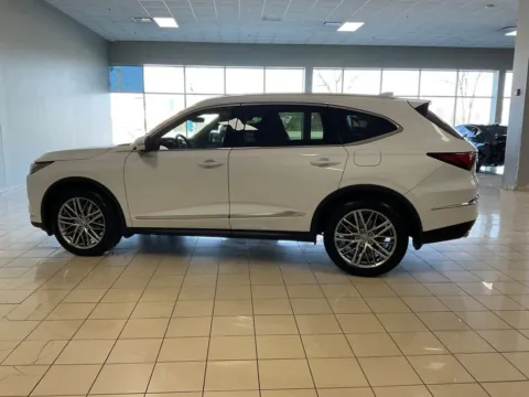 More photos of 2024 Acura MDX w/Advance Package at Acura of Overland Park, KS