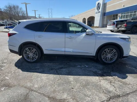 More photos of 2024 Acura MDX w/Advance Package at Acura of Overland Park, KS