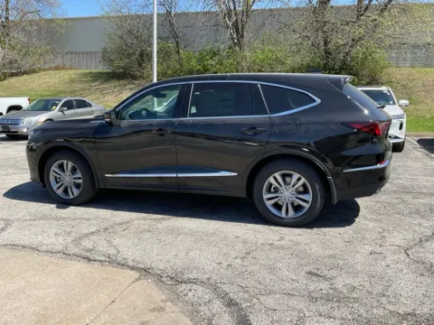 More photos of 2026 Acura MDX at Acura of Overland Park, KS