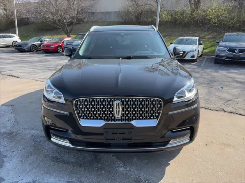 Photos of 2020 Lincoln Aviator Reserve for sale in Overland Park, KS at Acura of Overland Park