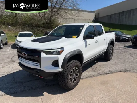 White 2026 Chevrolet Colorado 4WD ZR2 for sale in Overland Park, KS