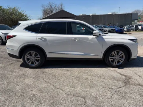 More photos of 2023 Acura MDX 3.5L at Acura of Overland Park, KS