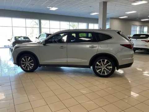 More photos of 2025 Acura MDX w/Technology Package at Acura of Overland Park, KS