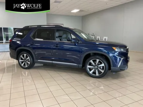 Black 2024 Honda Pilot Elite for sale in Overland Park, KS