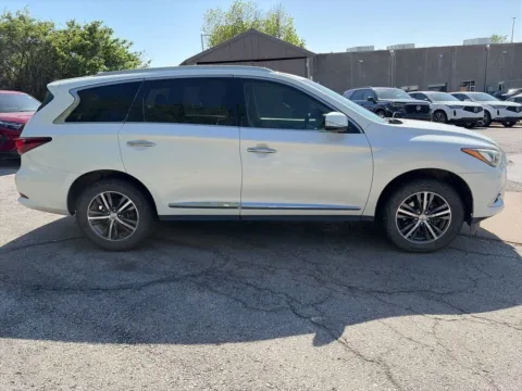 More photos of 2016 INFINITI QX60 at Acura of Overland Park, KS