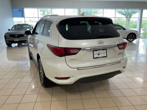 More photos of 2016 INFINITI QX60 at Acura of Overland Park, KS