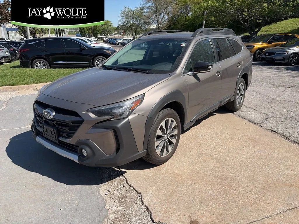 Brown 2023 Subaru Outback Limited XT for sale in Overland Park, KS