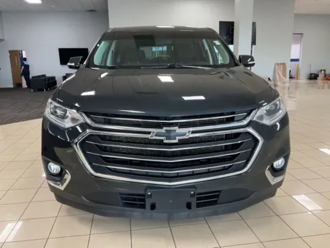 Photos of 2021 Chevrolet Traverse LT Cloth for sale in Overland Park, KS at Acura of Overland Park