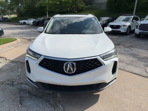 Photos of 2023 Acura RDX w/Technology Package for sale in Overland Park, KS at Acura of Overland Park