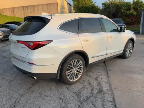 More photos of 2023 Acura MDX w/Advance Package at Acura of Overland Park, KS