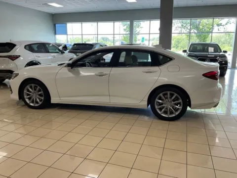 More photos of 2023 Acura TLX at Acura of Overland Park, KS