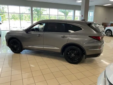 More photos of 2023 Acura MDX w/Advance Package at Acura of Overland Park, KS