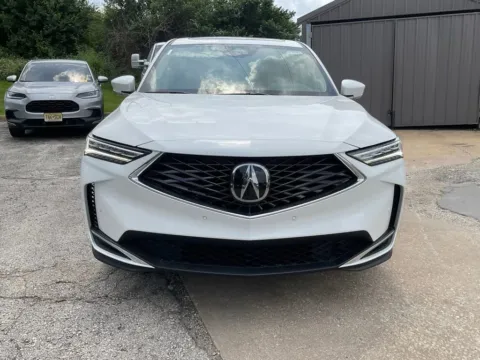Photos of 2026 Acura MDX w/Technology Package for sale in Overland Park, KS at Acura of Overland Park