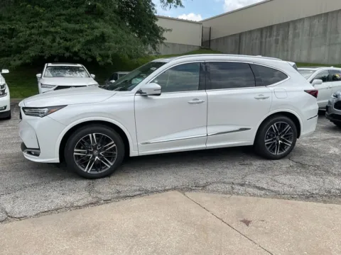 More photos of 2026 Acura MDX w/Advance Package at Acura of Overland Park, KS