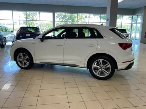 More photos of 2023 Audi Q3 Premium at Acura of Overland Park, KS