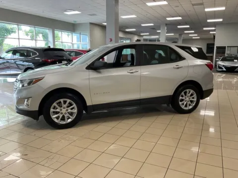 More photos of 2021 Chevrolet Equinox LS at Acura of Overland Park, KS