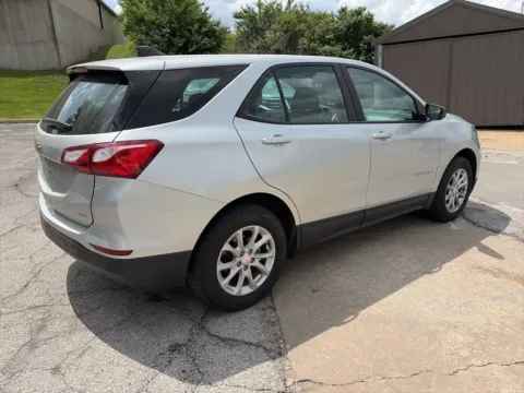 More photos of 2021 Chevrolet Equinox LS at Acura of Overland Park, KS