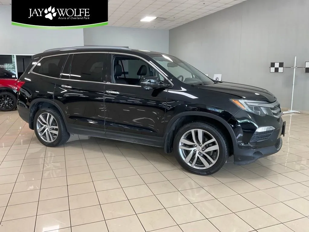 Black 2016 Honda Pilot Touring for sale in Overland Park, KS