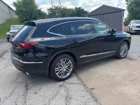 More photos of 2024 Acura MDX w/Advance Package at Acura of Overland Park, KS