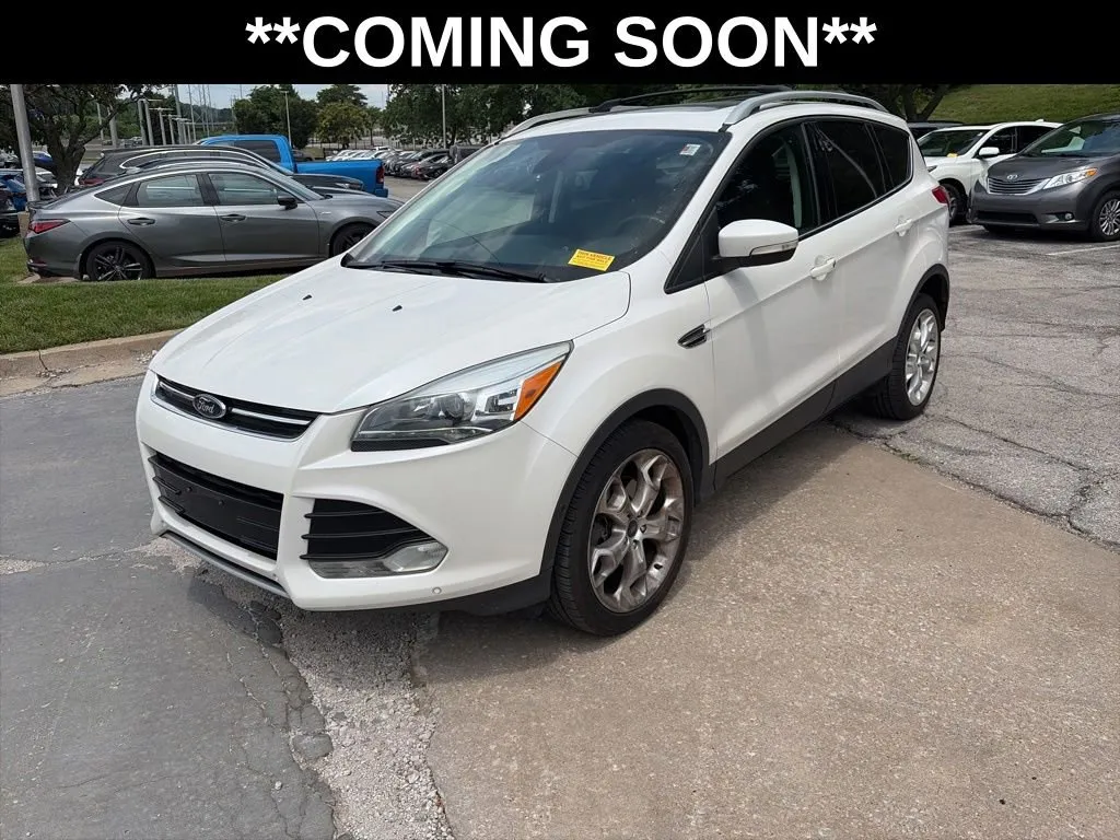 White 2013 Ford Escape Titanium for sale in Overland Park, KS
