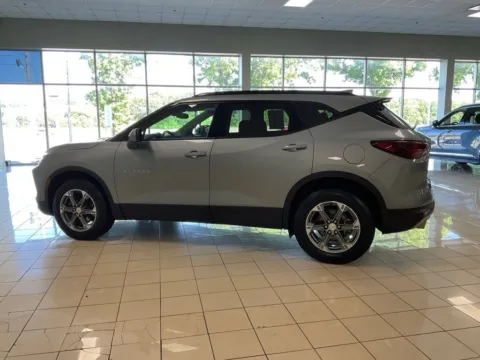 More photos of 2024 Chevrolet Blazer LT at Acura of Overland Park, KS