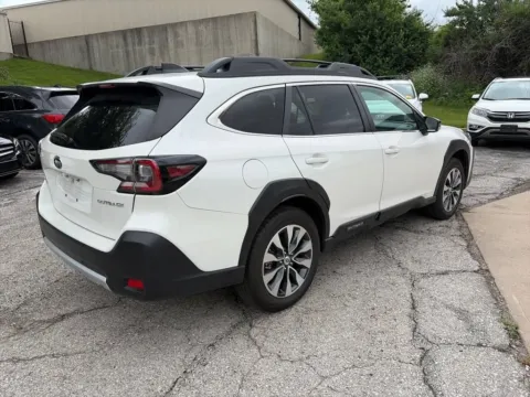 More photos of 2024 Subaru Outback Limited at Acura of Overland Park, KS