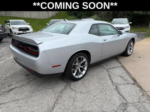 More photos of 2020 Dodge Challenger SXT at Acura of Overland Park, KS
