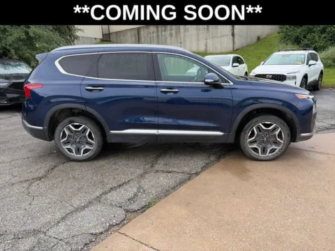 More photos of 2022 Hyundai Santa Fe Limited at Acura of Overland Park, KS