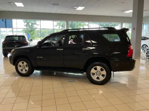 More photos of 2006 Toyota 4Runner SR5 at Acura of Overland Park, KS