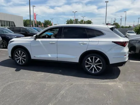More photos of 2026 Acura MDX w/Technology Package at Acura of Overland Park, KS
