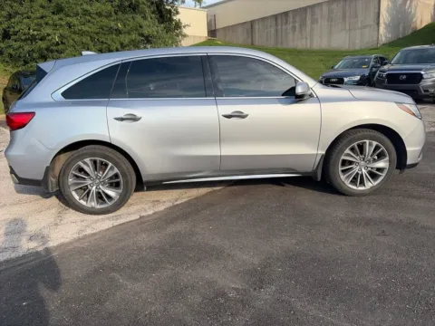 More photos of 2018 Acura MDX w/Technology Pkg at Acura of Overland Park, KS