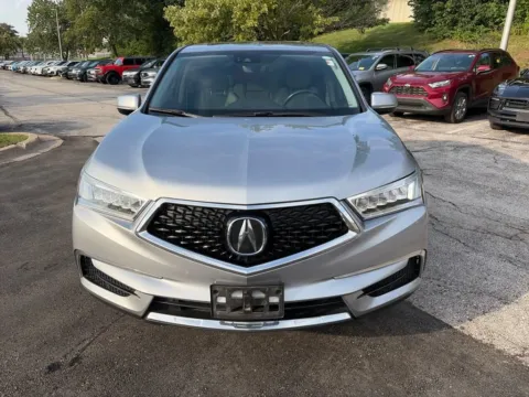 Photos of 2018 Acura MDX w/Technology Pkg for sale in Overland Park, KS at Acura of Overland Park