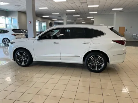 More photos of 2026 Acura MDX w/Advance Package at Acura of Overland Park, KS