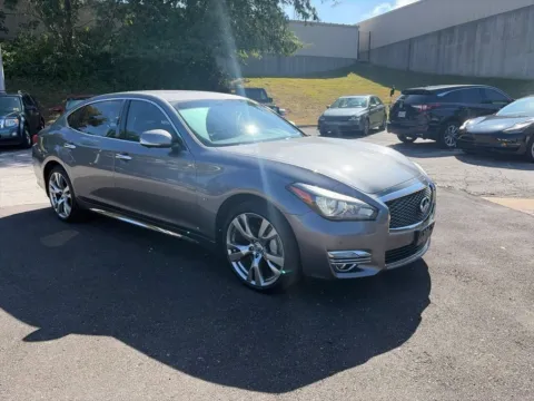 Another view of 2019 INFINITI Q70L 3.7 LUXE for sale in Overland Park, KS at Acura of Overland Park