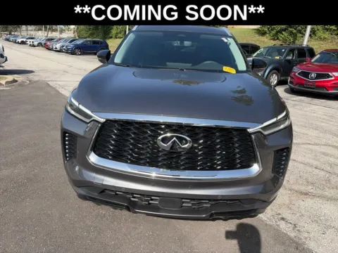 Photos of 2023 INFINITI QX60 LUXE for sale in Overland Park, KS at Acura of Overland Park