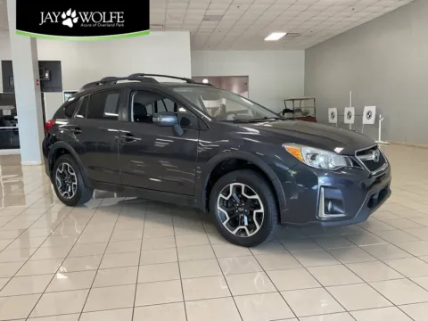 Gray 2017 Subaru Crosstrek Limited for sale in Overland Park, KS