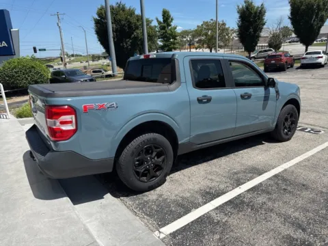More photos of 2022 Ford Maverick XLT at Acura of Overland Park, KS
